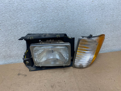 1993- to 1996 Ford E150 Van Driver Left Side Headlight Sealed Beam S3944 PS0
