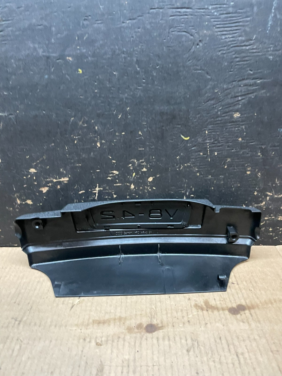 2004 2005 2006 Audi  A8 4.2L Engine Motor Cover Oem y9533 DG5