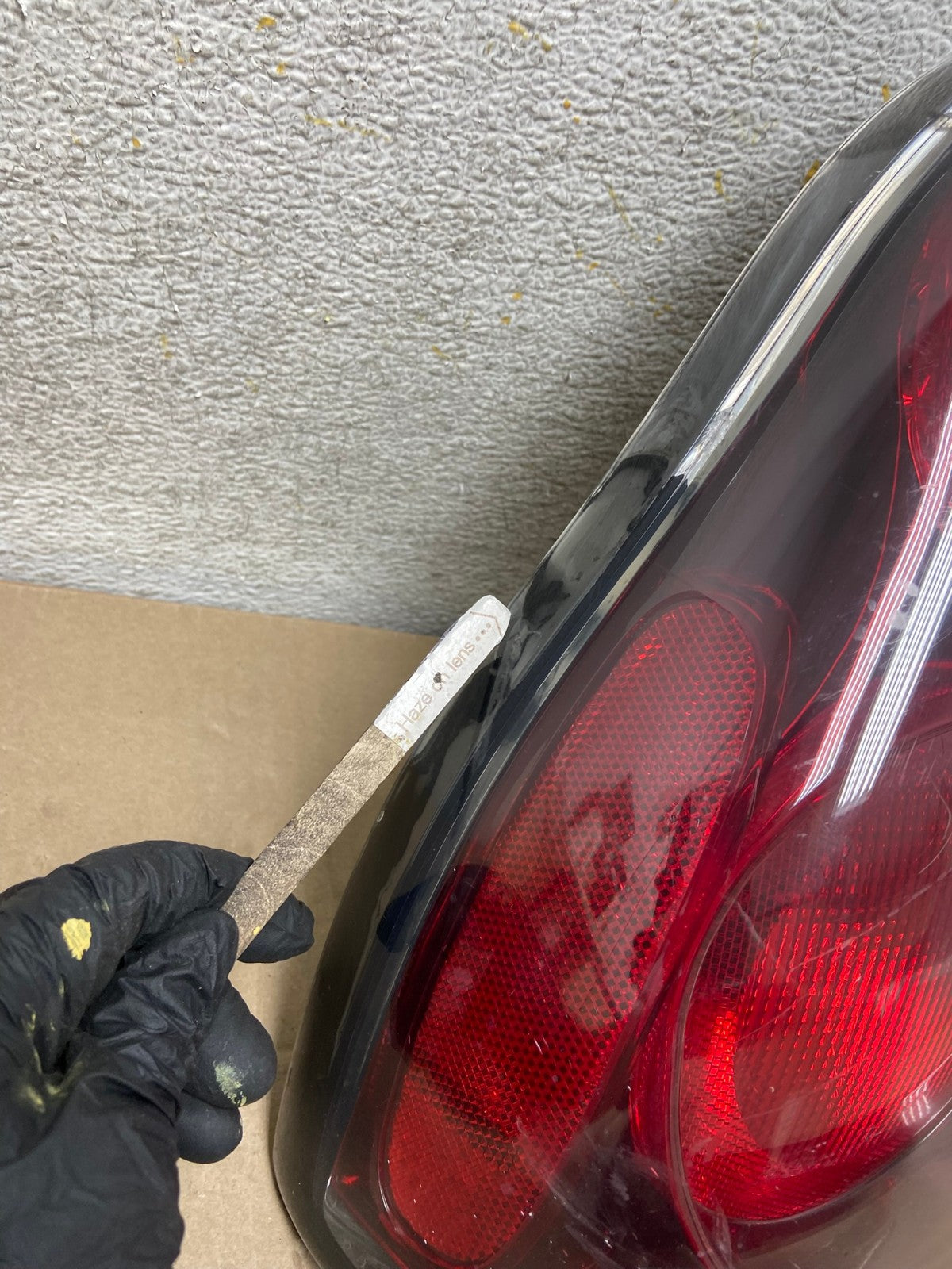 2000 to 2005 Chevrolet Monte Carlo Left Driver LH Side Tail Light AI2246 LK5