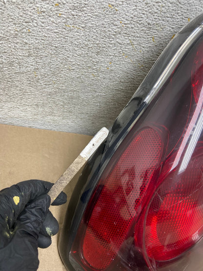 2000 to 2005 Chevrolet Monte Carlo Left Driver LH Side Tail Light AI2246 LK5