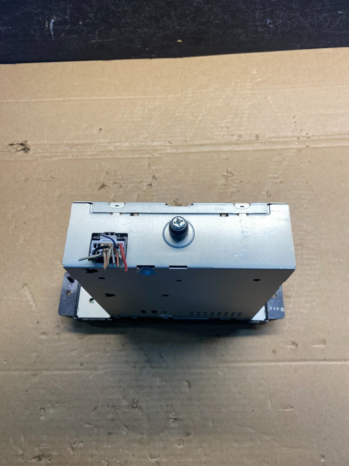 2008 to 2012 Chrysler Town Country DVD Player Receiver AD4960 DG5