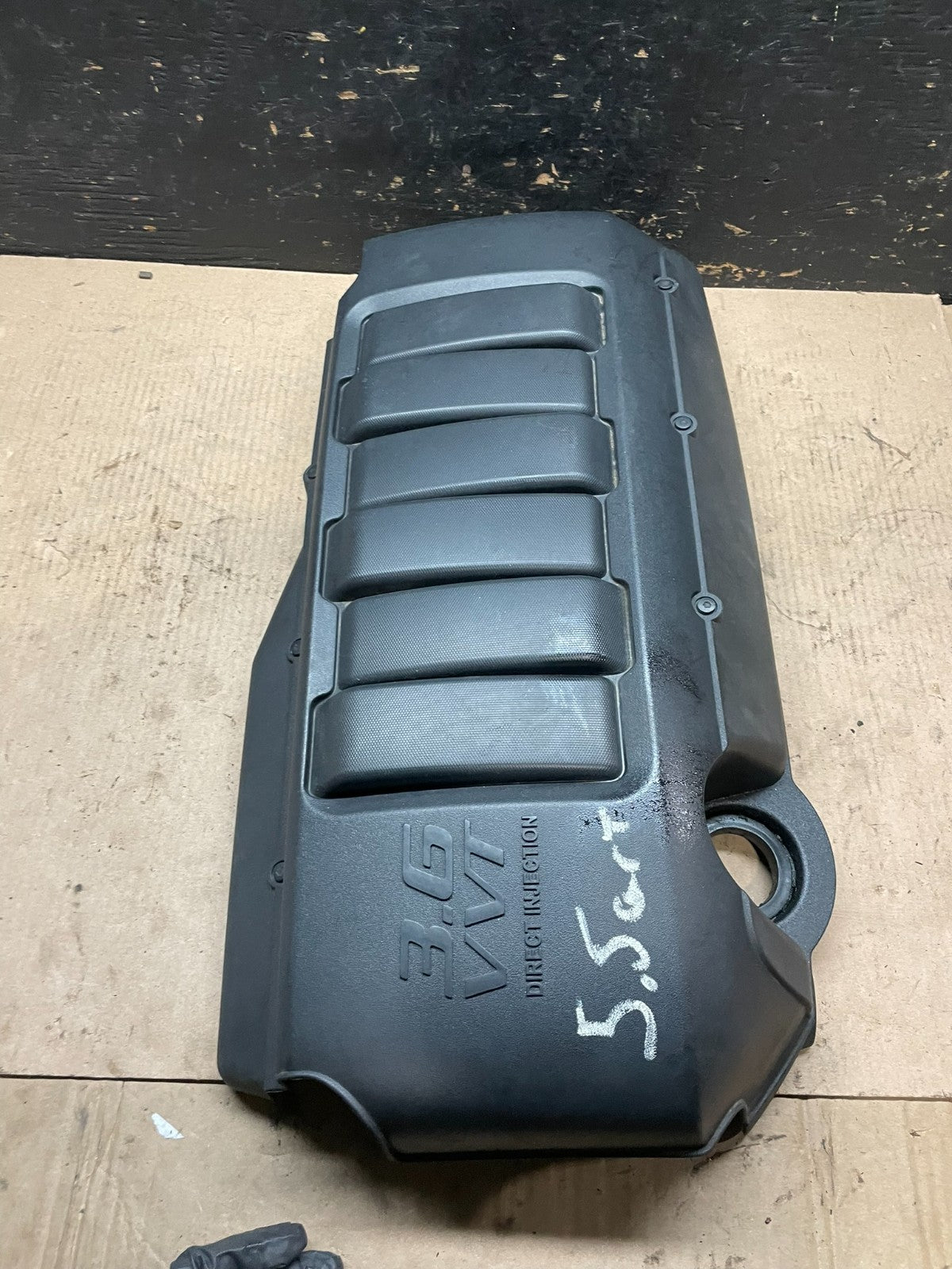 2007 to 2008 GMC Acadia 3.6L VVT Engine Cover Shield S3682 DG3