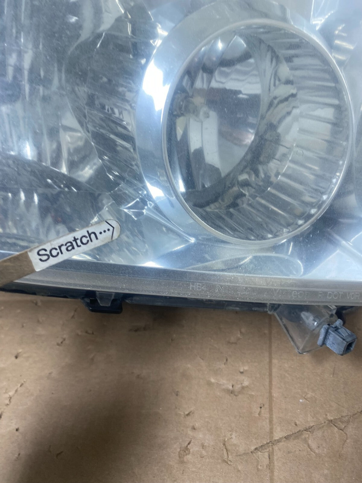 2004 to 2007 Nissan Armada Left+Right Side Set Headlights Oem M4123 DW7