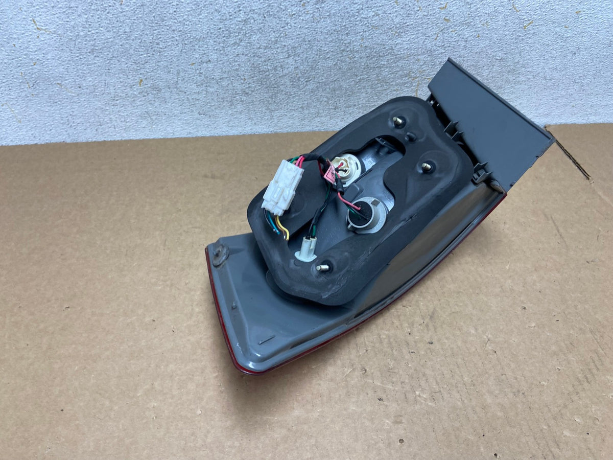 2006 2007 2008 Hyundai Sonata Left Driver Lh Side Tail Light AI3273 LK4