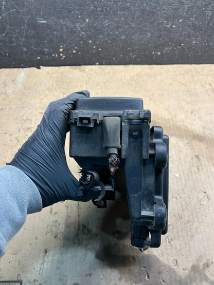2005 Jeep Grand Cherokee Integrated Power Fuse Box Relay 04692071AB W7342 DG3