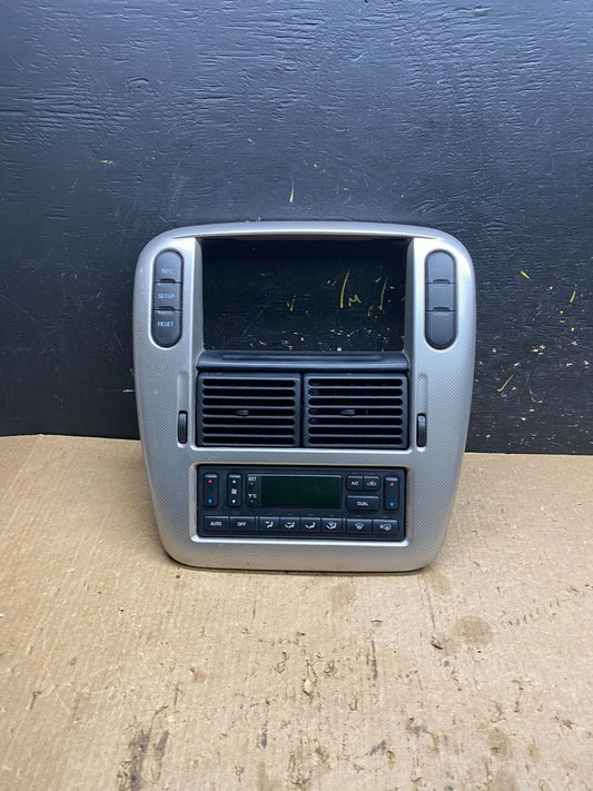 2002 to 2005 Ford Explorer Radio Dash Bezel Climate Control Air Vent AA8994 DG0