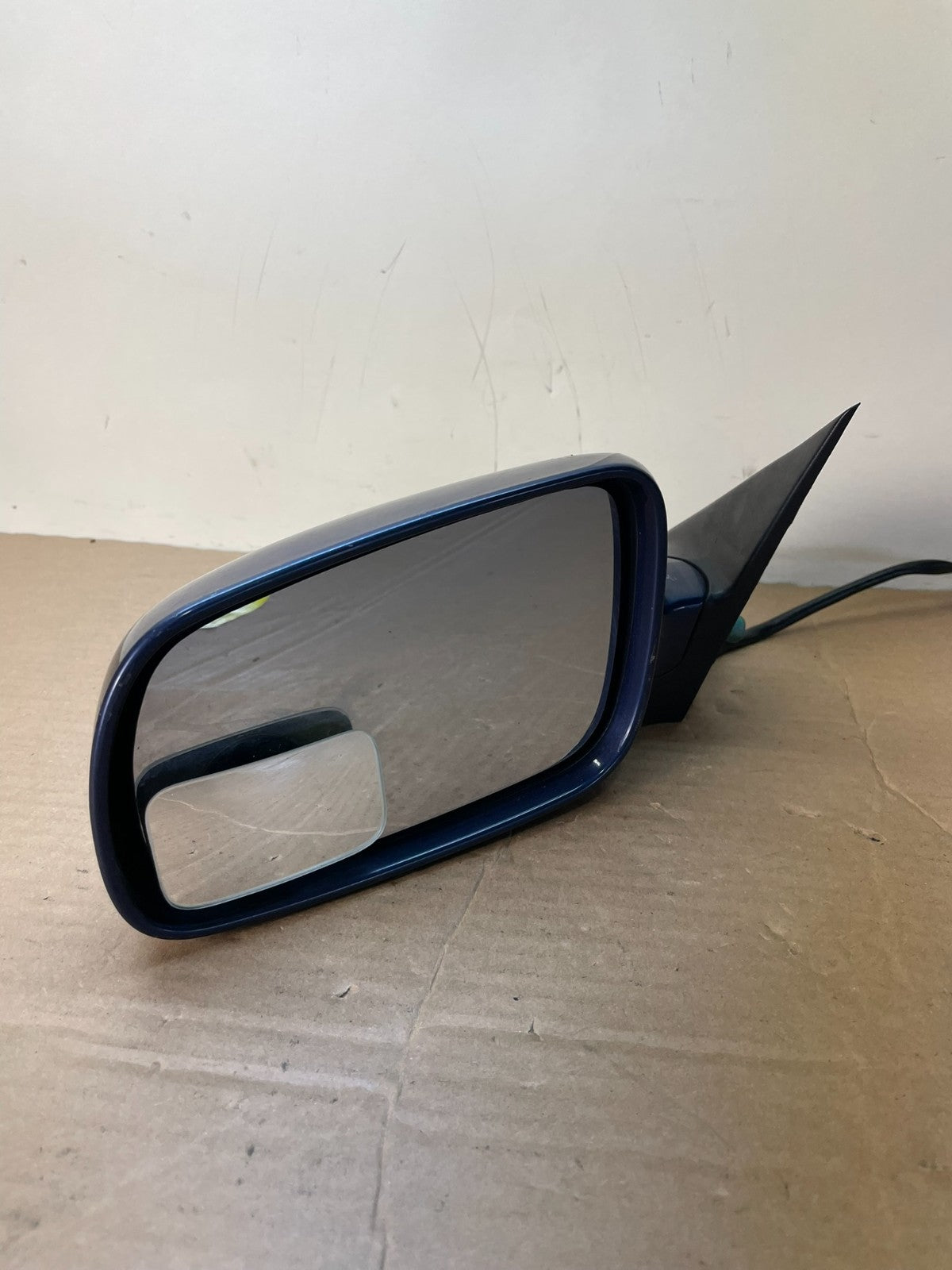 2001-2005 Volkswagen Passat Left Driver LH View Door Mirror AI0472 DW2