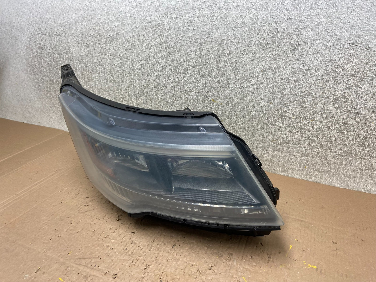 2016-2019 Ford Explorer Right Passenger Led Black Headlight W/Module Y0506 DW1