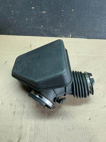 2007 to 2010 Lincoln MKX 3.7L Air Cleaner Box Resonator OEM M8906 DG0
