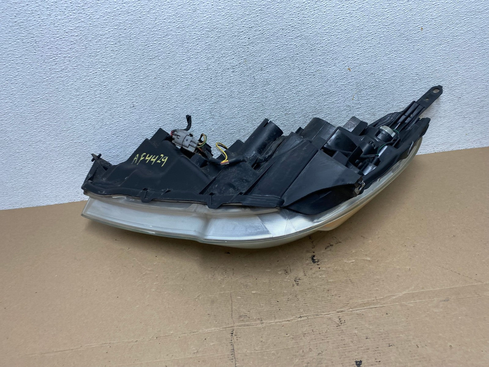 2010-2012 Subaru Legacy Outback Right Passenger Headlight AF4429 LK7