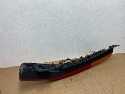 2002 - 2004 Honda Crv Cr-v Right Passenger Rh Side Tail Light OEM AC1543 LK6