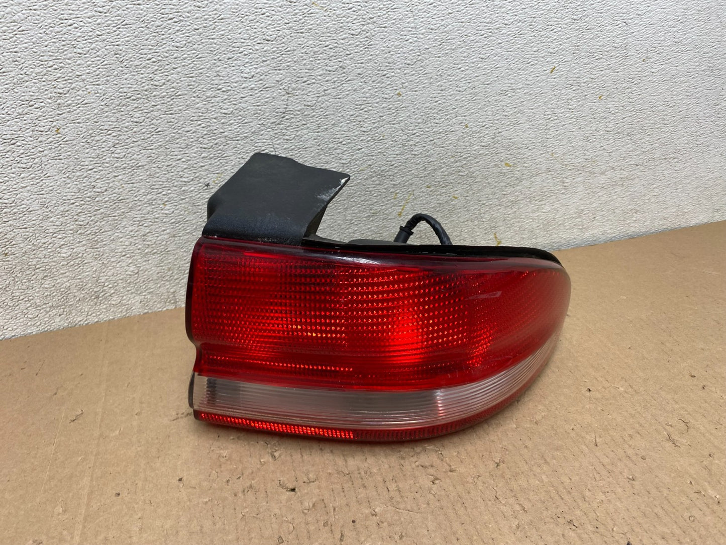 1993 to 1997 Chrysler Concorde Right Passenger Side Tail Light OEM P9466 DW0
