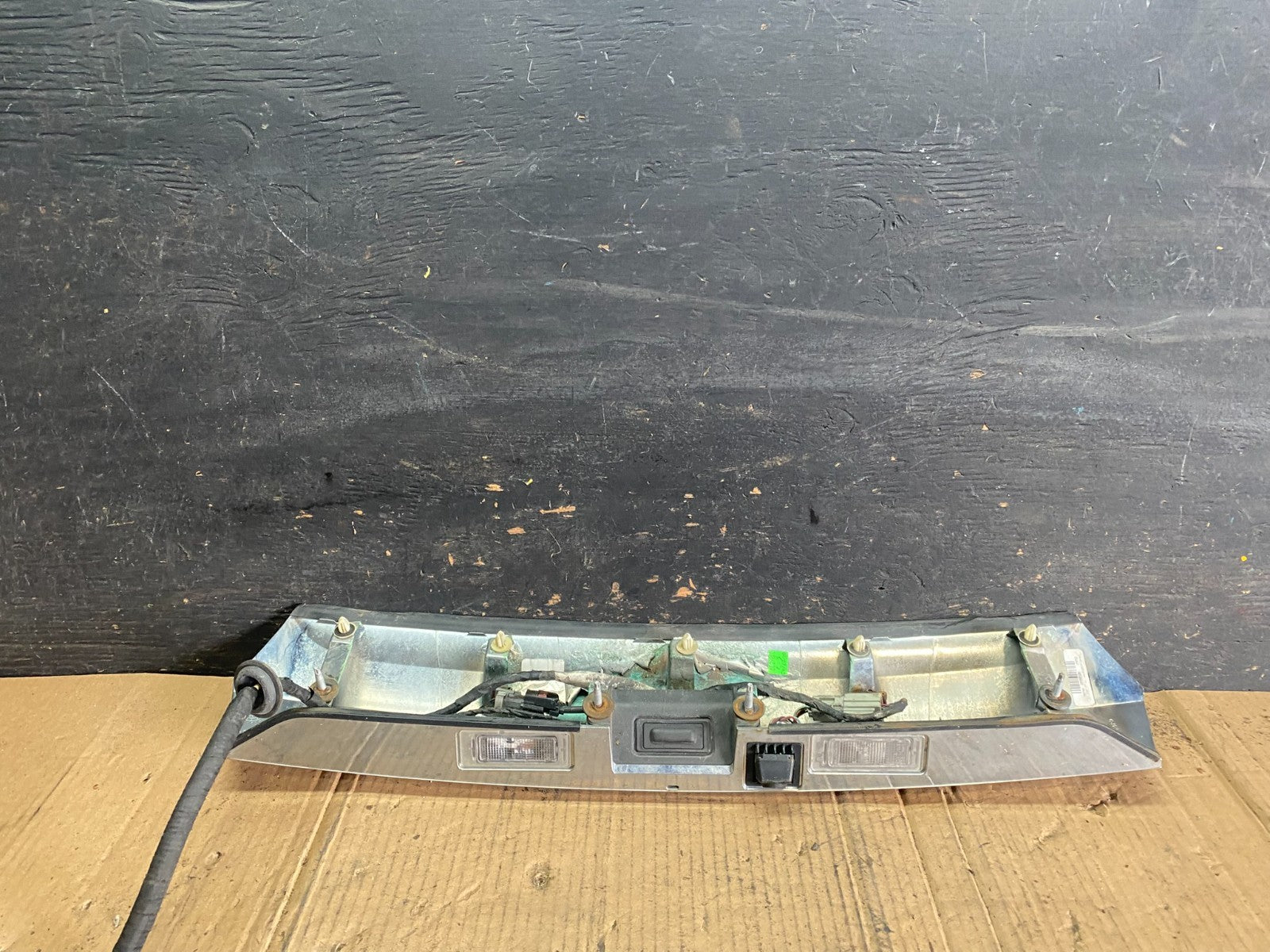 2010-2015 Gmc Terrain Lift Gate Handle Trim Back Up Camera Chrome Panel S6025 DG7
