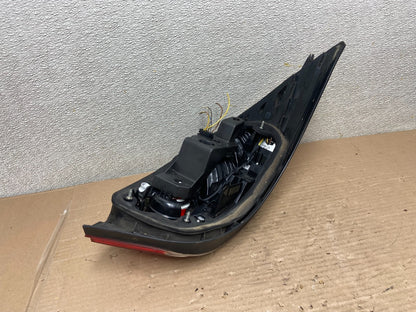 2008 2009 2010 BMW 5 525i 530i Right Passenger Rh Tail Side Light Oem AA9333 LK4