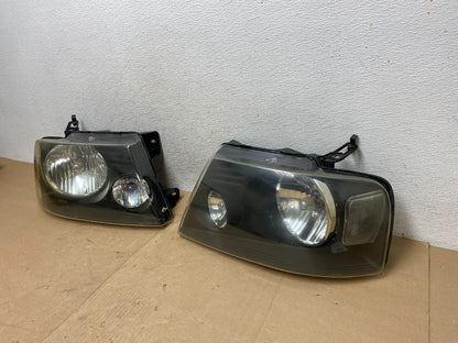 2004 to 2008 Ford F-150 F150 Left+Right Halogen Headlights AG4668 DW1