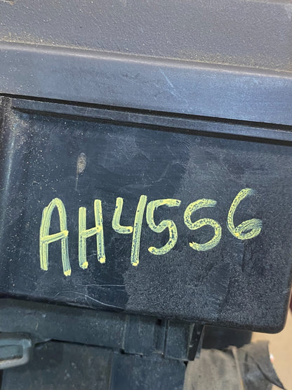 2008 Jeep Grand Cherokee Fuse Box Relay Panel 04692165ab AH4956 DG7