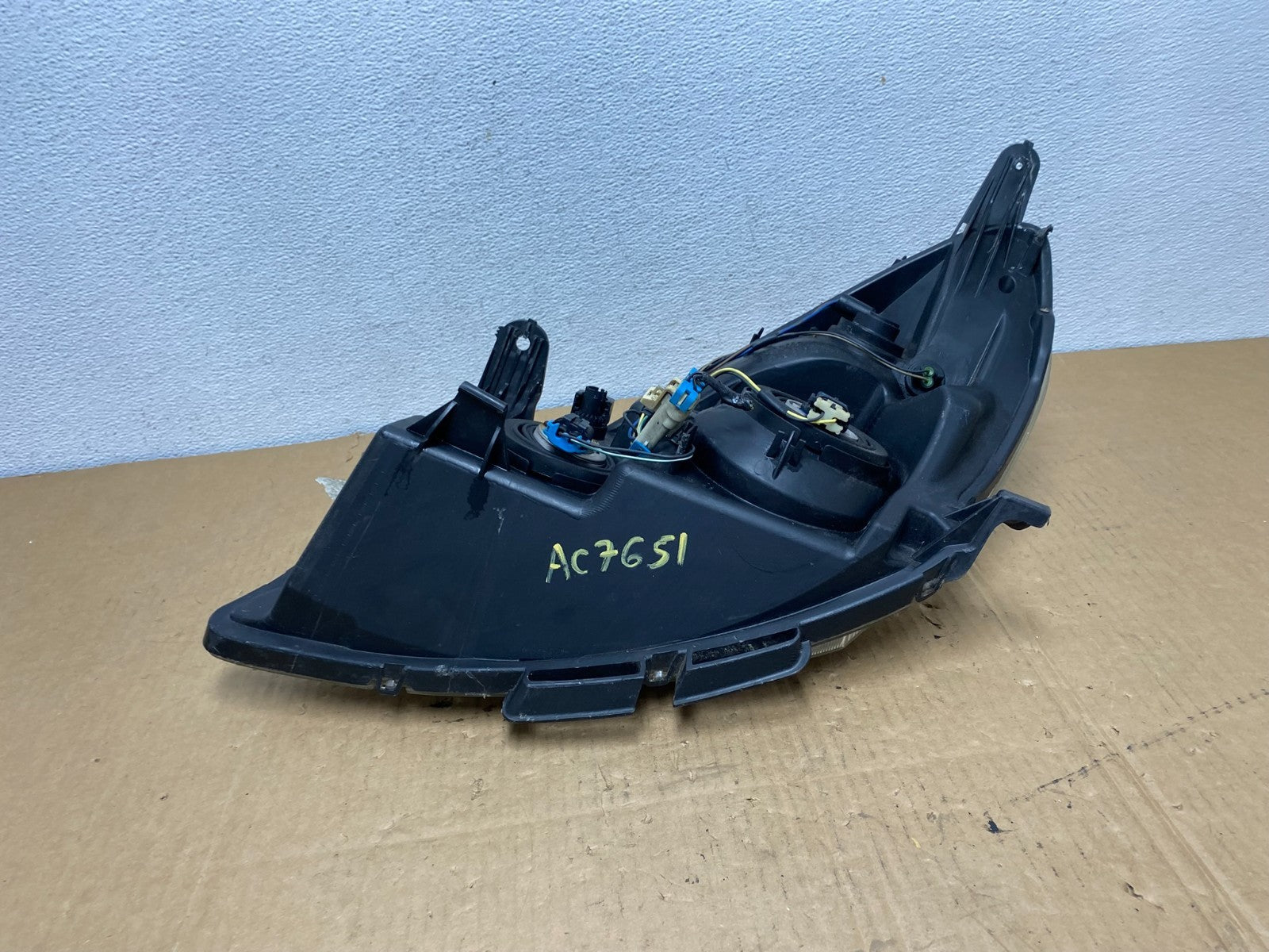 2007 2008 2009 Saturn Aura Right Passenger RH Side Halogen Headlight AC7651 DW7