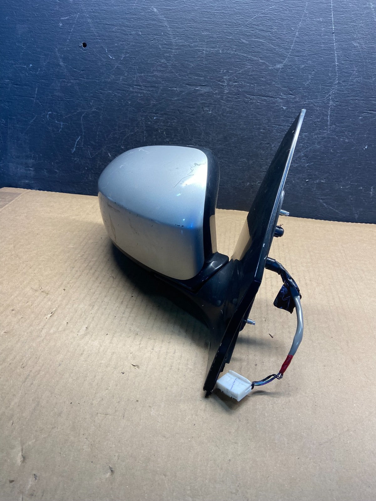 2009 to 2014 Nissan Murano Right Passenger Side View Door Mirror AF9192 DG2