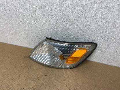 2000 to 2001 Lexus ES300 Left Driver LH Side Turn Signal AC1631 DW1