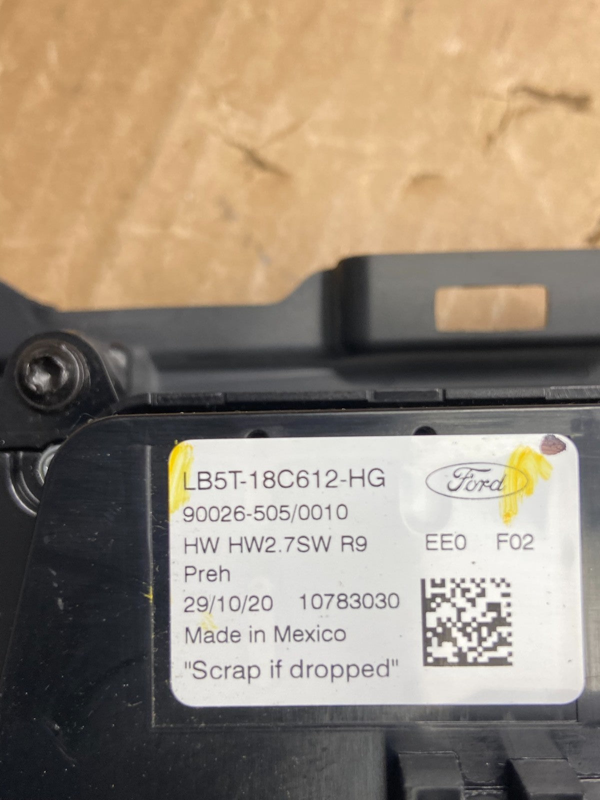 2020 to 2023 Ford Explorer Radio Climate Control Panel Trim ad2183 DG4