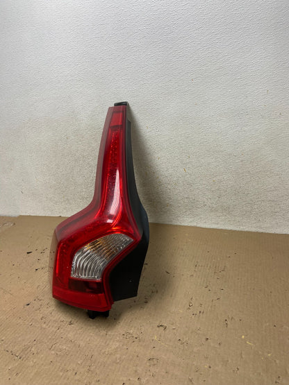 2015 to 2018 Volvo V60 Left Driver LH Tail Light AH6016 DG2