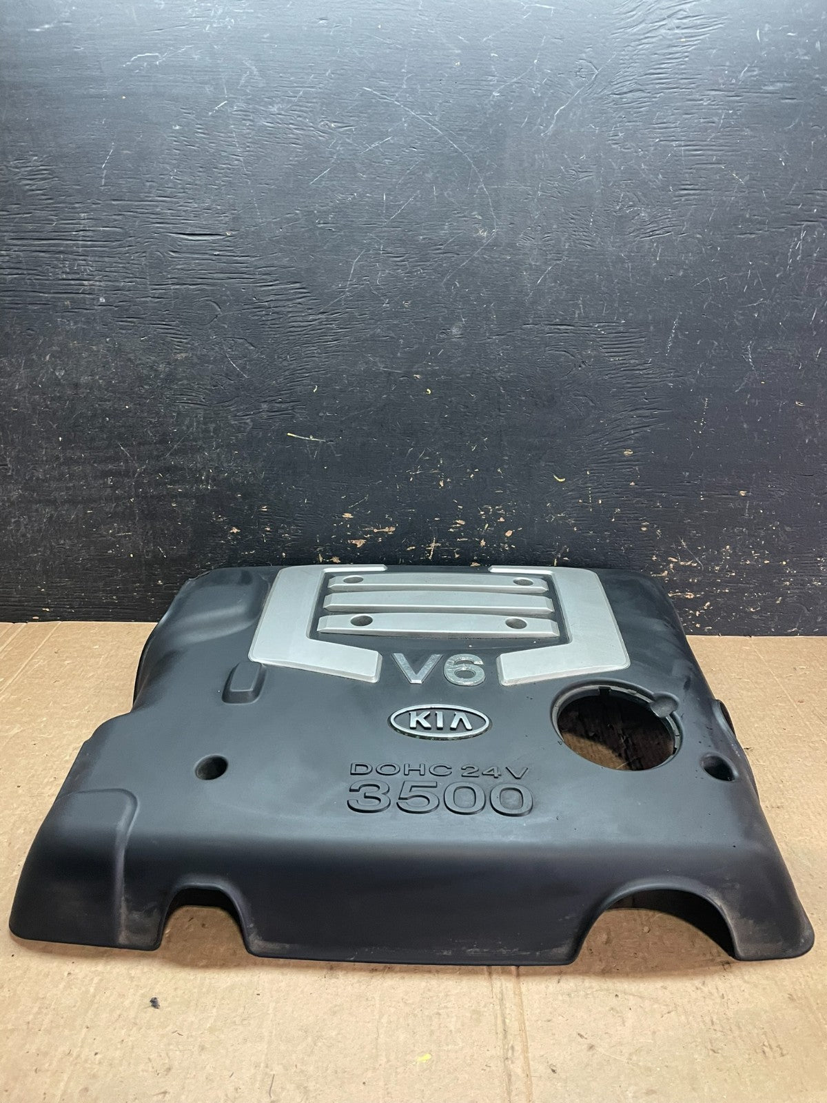2003 to  2006 Kia Sorento 3.5L V6 Engine Motor Top Lid Cap Cover OEM z6036 DG3