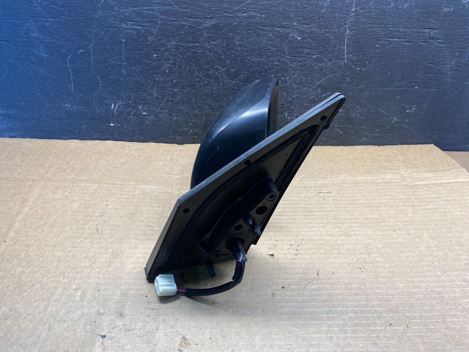 2009 to 2012 Toyota RAV4 Passenger Right Side View Door Mirror AD9736 DW3