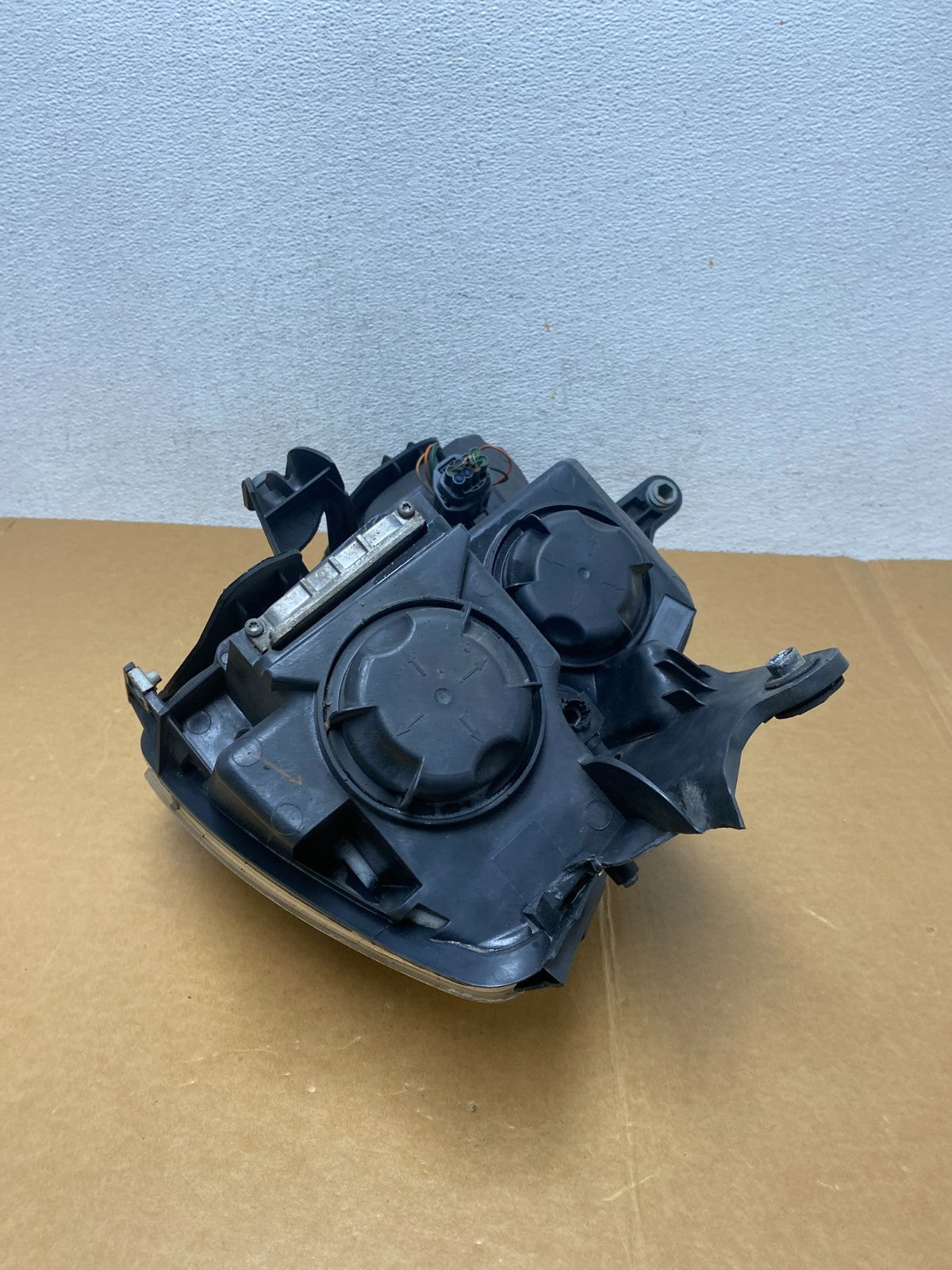 2007-2012 Gmc Acadia Xenon HID Headlight Right Passenger Side AD8898 DW7