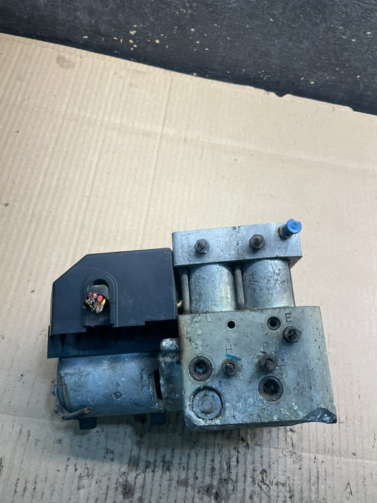 1990 - 1995 Mercedes R129 500SL SL500 ABS Antilock Brake Pump Module X8608 DG0