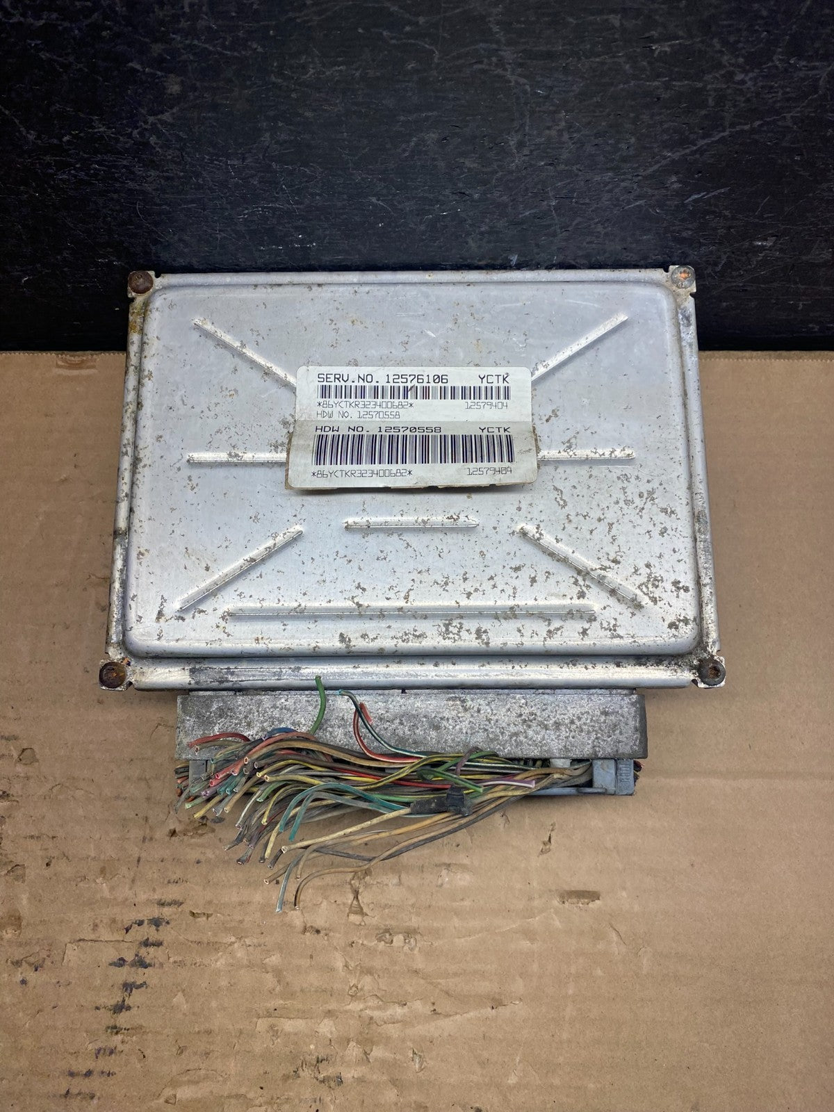 2003-2006 Chevrolet Tahoe Silverado Engine Control Unit Module ECM ECU AD9402 DG0