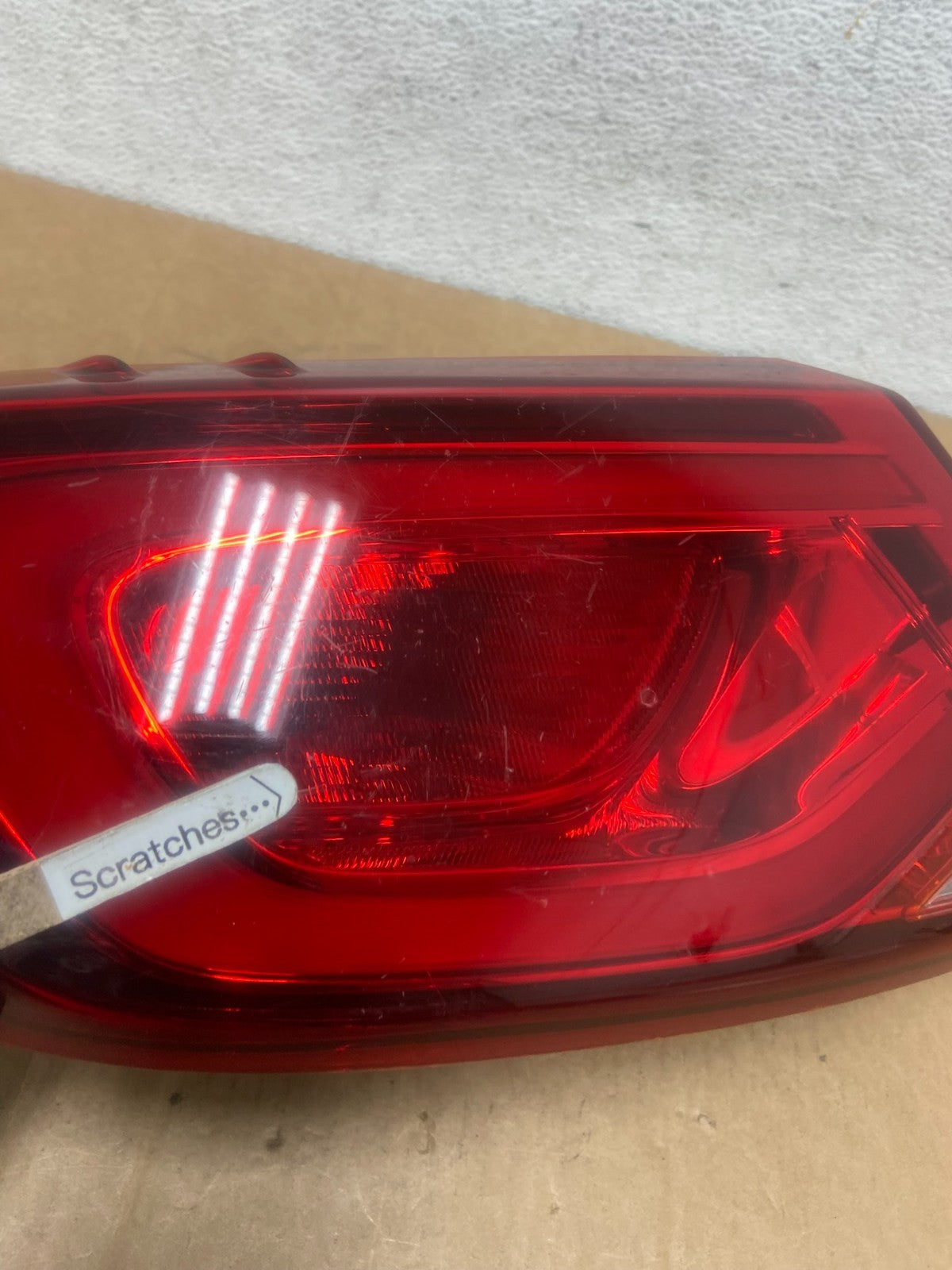 2015 2016 2017 Chrysler 200 Sedan Left Driver LH Side Tail Light AD6011 DW3