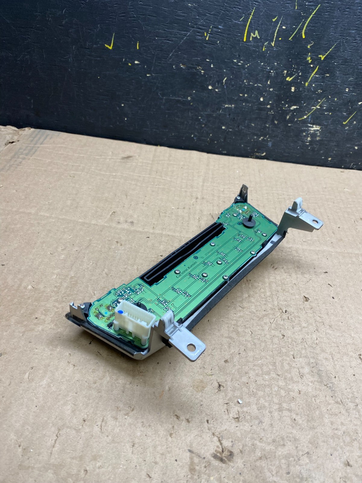 2011 2012 2013  Infiniti M37 Radio Control Face Plate Unit CD Player z0154  DG3