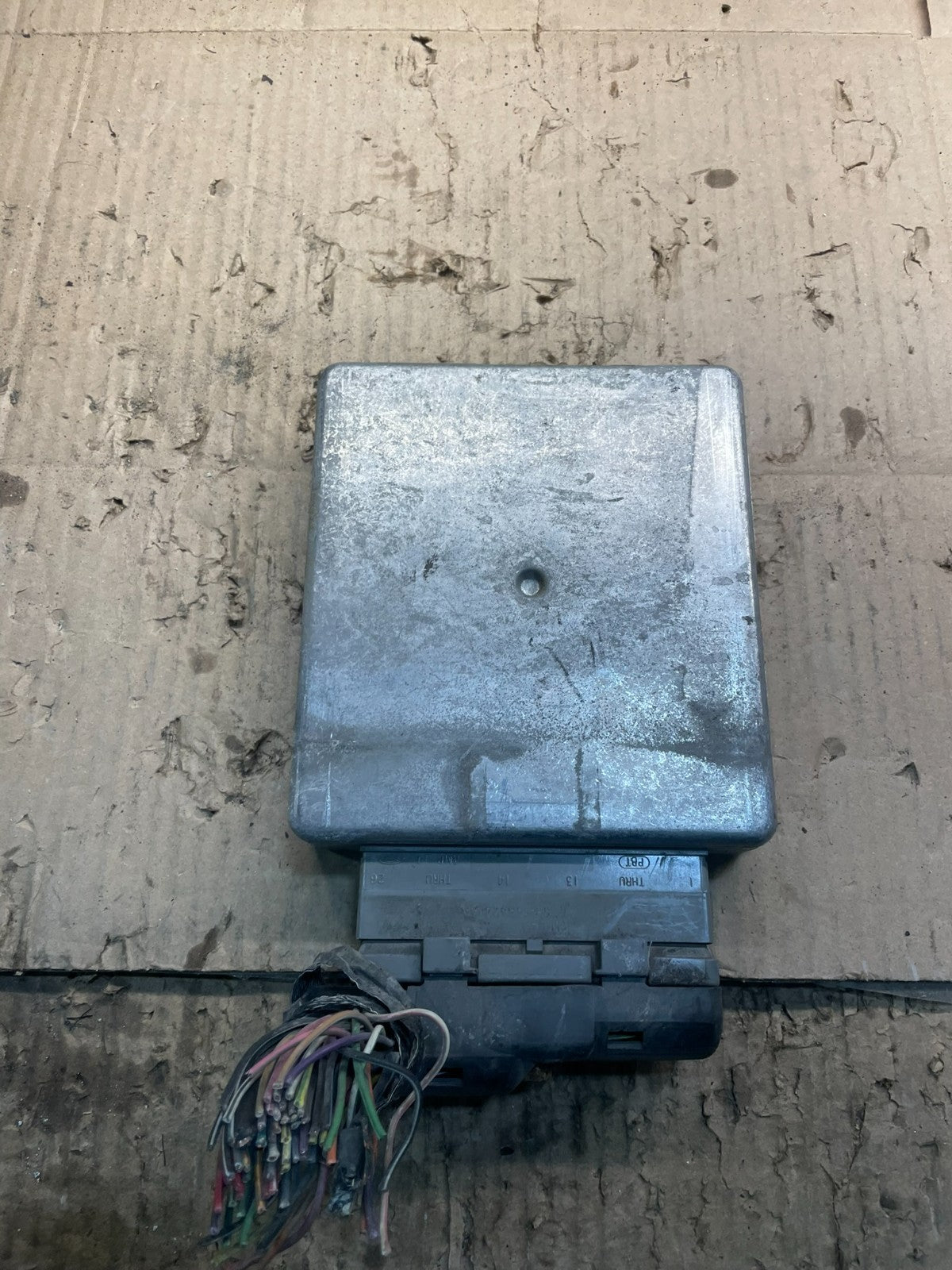 2000 Ford Van E150 E250 5.4L Engine Computer Module ECM YC2F-12A650-JC x9944 DG2