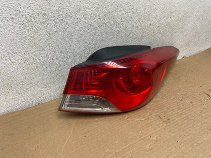 2011 2012 2013 Hyundai Elantra Sedan Right Passenger Tail Light AH8899 LK1