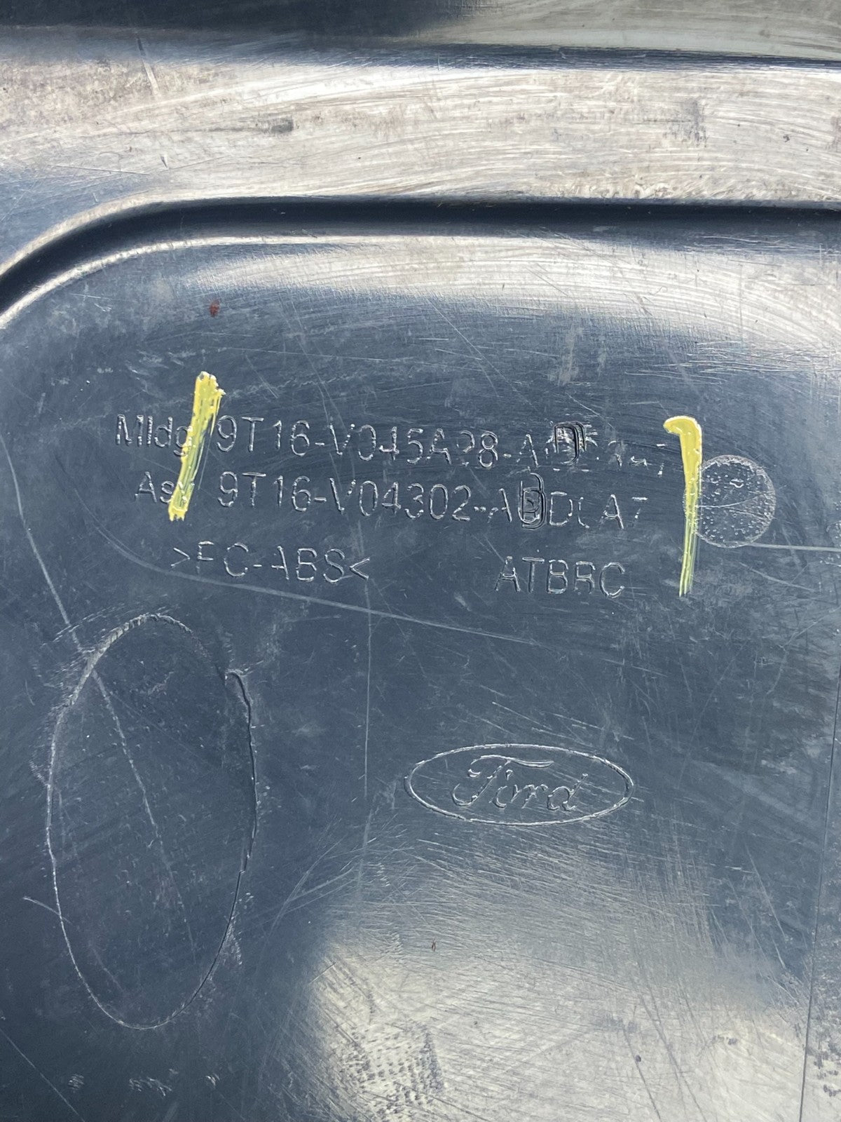2010 - 2013 Ford Transit Connect Center Dash Air Vent Bezel Trim Panel AB9689 DG6