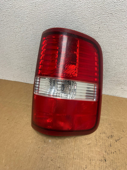 2004 to 2008 Ford F150 F-150 Right Passenger RH Side Tail Light AD4649 LK0