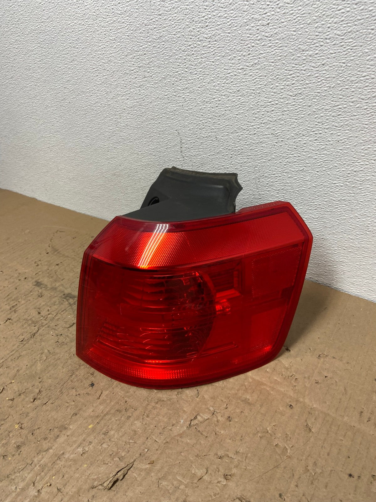 2010 to 2017 GMC Terrain Halogen Right Passenger Rh Side Tail Light AC0178 LK1