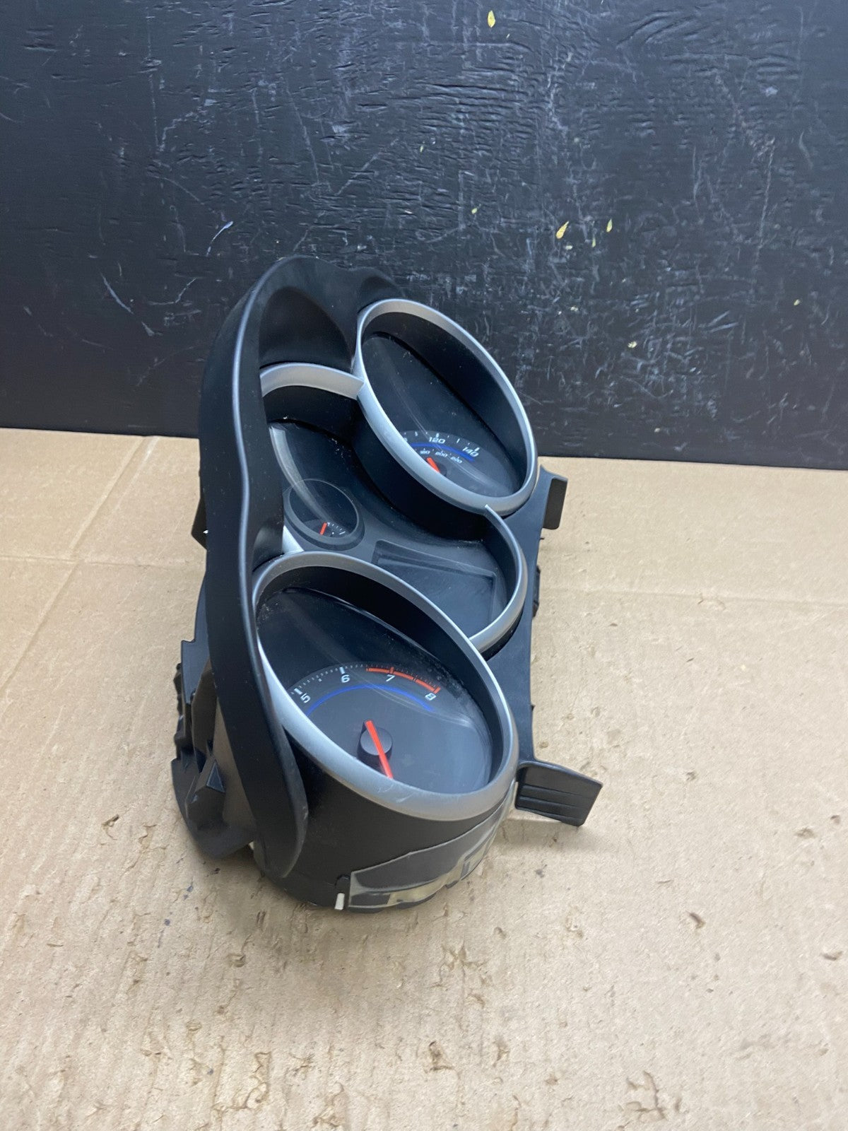 2013 2014 Chevrolet Cruze Cluster Gauge Speedometer 95129378 AB9745 DG1