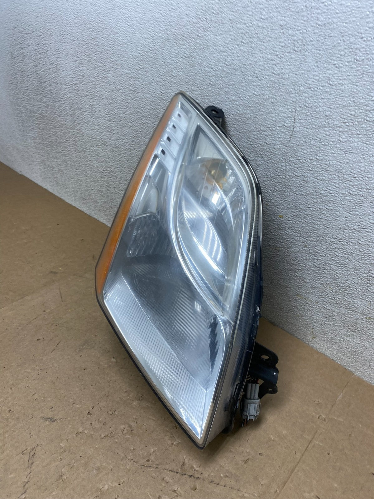 2010 2011 2012 Nissan Sentra Halogen Right Passenger RH Side Headlight W8755 DW1