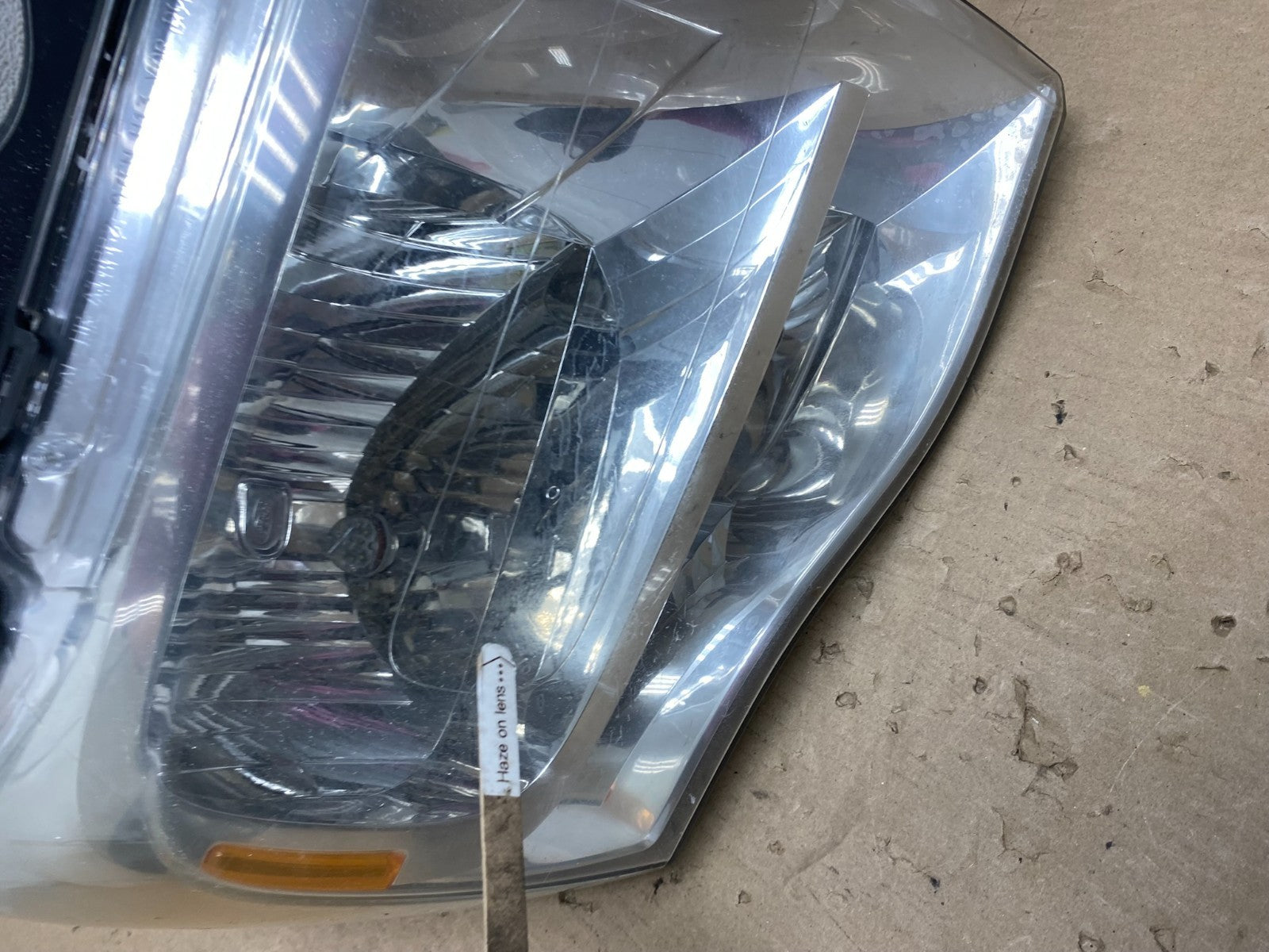 2007 to 2014 Ford Expedition Right Passenger RH side Headlight Halogen AG6966 DW5