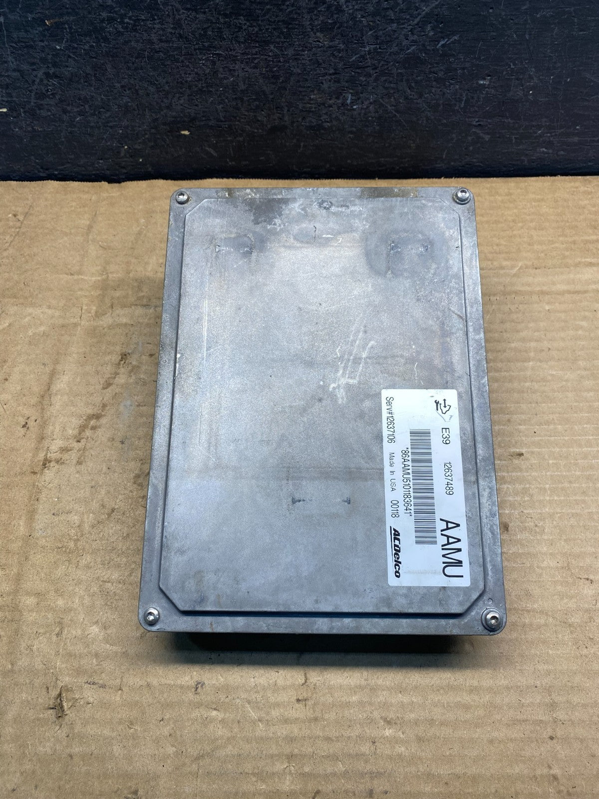 2010 2011 Chevrolet Equinox Terrain Ecu Engine Control Module Unit Ecm AD9843 DW1