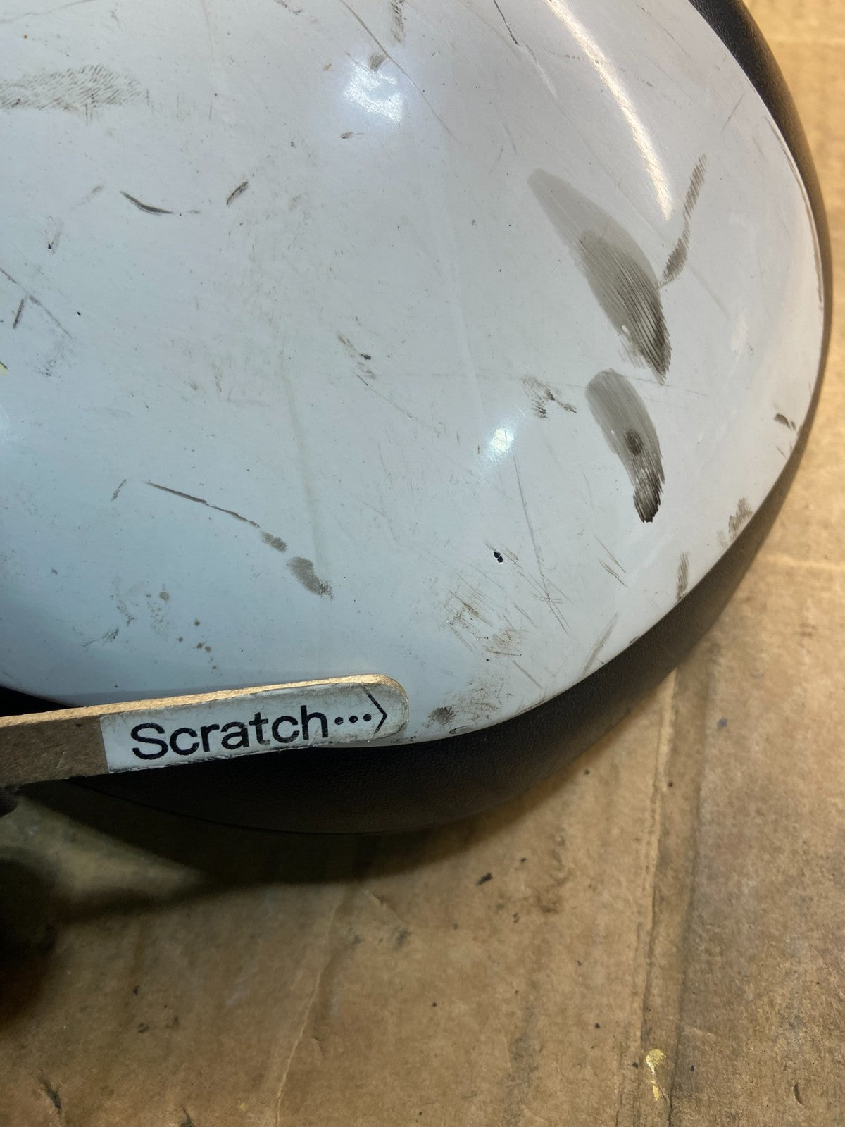 2003-2006 Chevrolet Tahoe Suburban Right Passenger Turn Door Mirror OEM y3931 DG6
