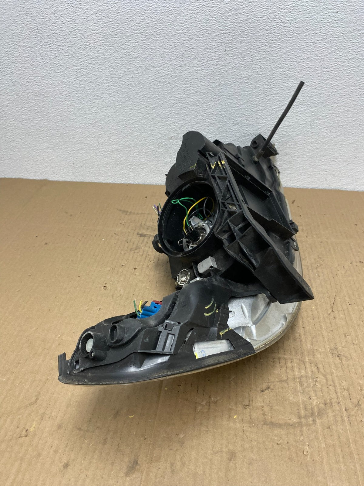2002 to 2005 Saab 9-5 Left Driver LH Side Halogen Headlight OEM AB8445 DW11