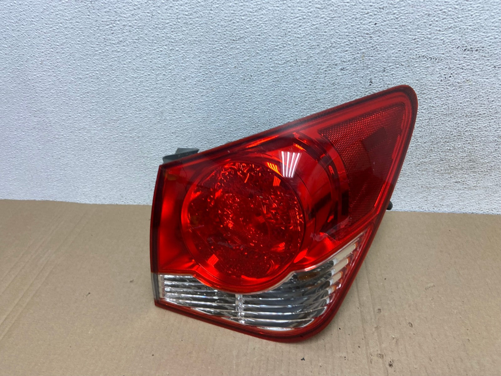 2011 2012 2013 2014 Chevrolet Cruze Right Passinger RH Tail Light AE9466 LK0