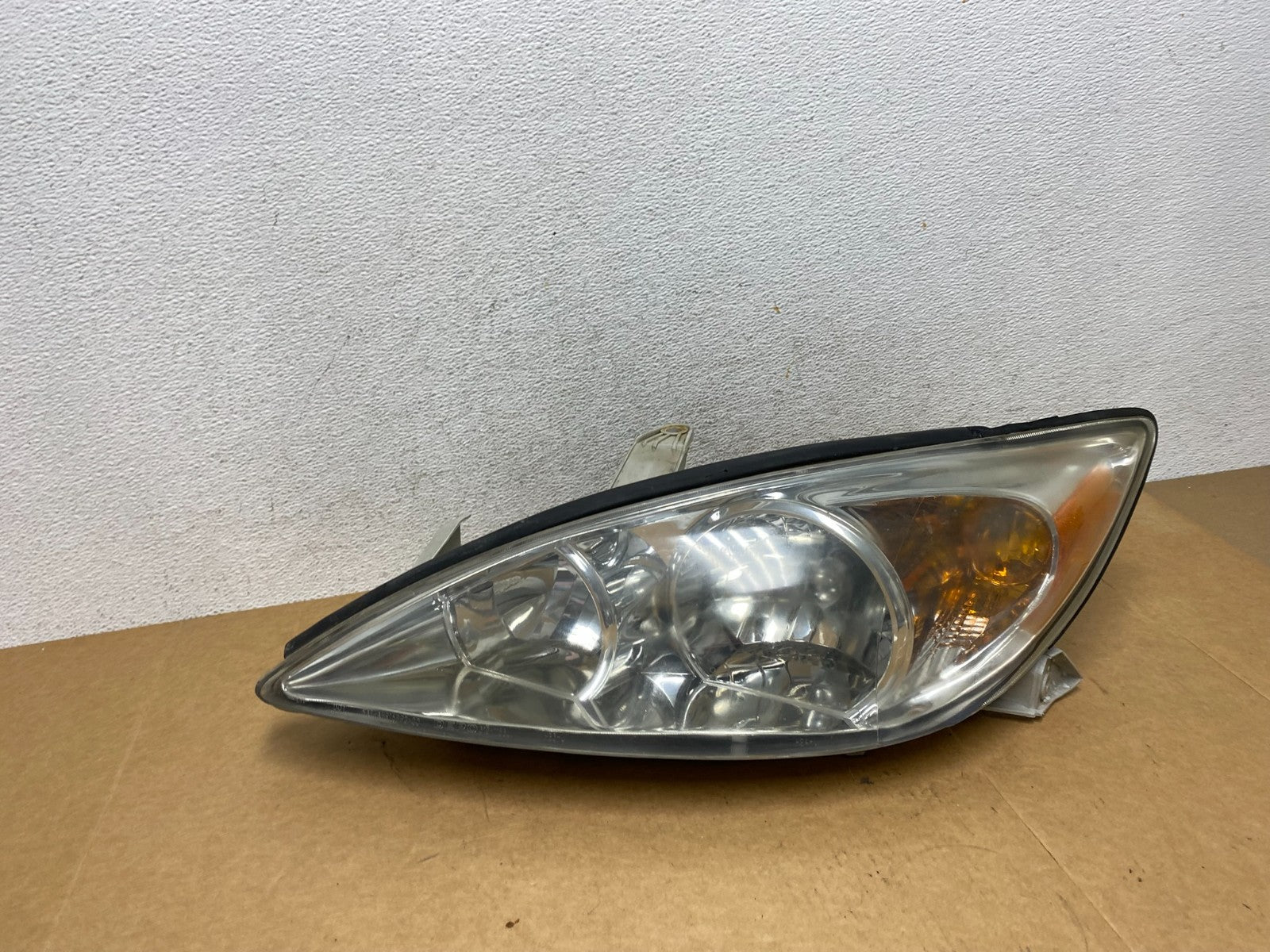 2002 2003 2004 Toyota Camry Left Driver Lh Side Halogen Headlight DEPO AE2942 DW0