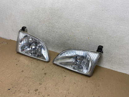 2001 2002 2003 Toyota Sienna Left+Right Side Headlights Halogen AH5959 DW2