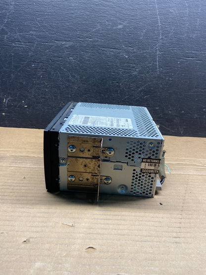 2013 - 2017 Nissan NV200 AM/FM Radio CD Player AM/FM AE2535 DG1