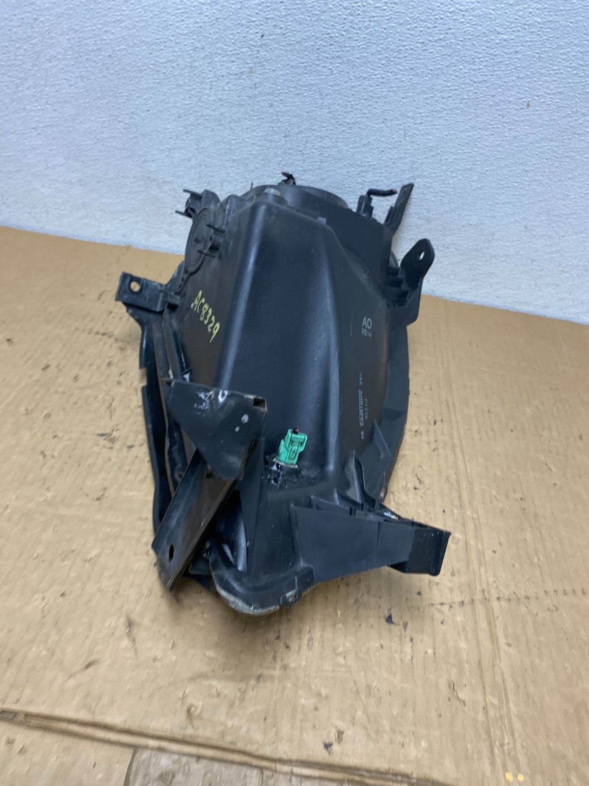 2002 to 2004 Honda Crv Cr-v Left Driver Halogen Headlight AC8329 DW5