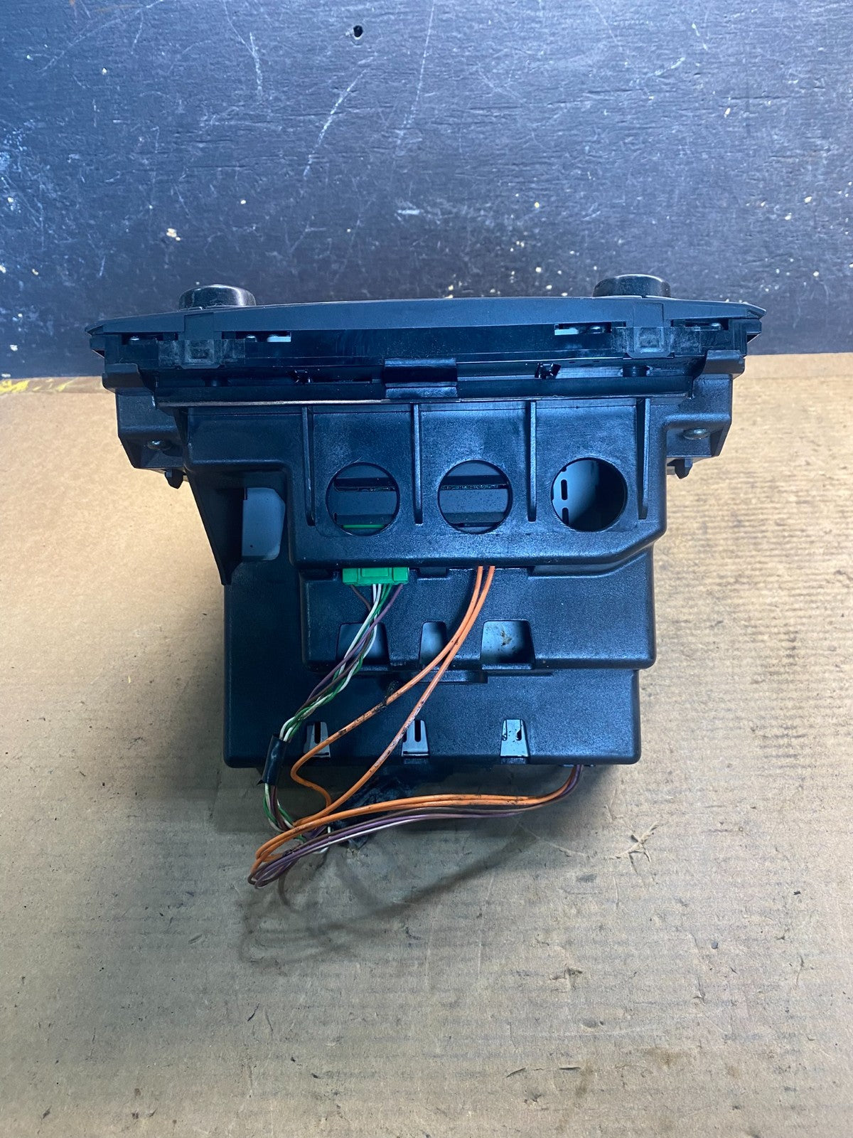 2003-2006 Volvo XC90 Center A/C Climate Control Radio Panel Bezel aa1835 DG3
