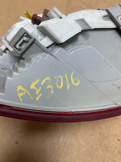 2004 to 2008 Audi A4 Avant Right Passenger RH Inner Tail Light ae3016 DG7